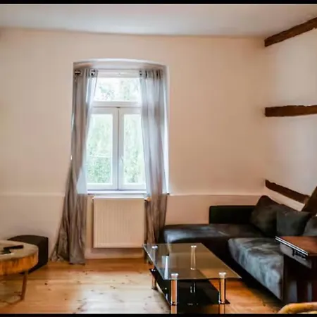 Gutshaus Breesen Anika